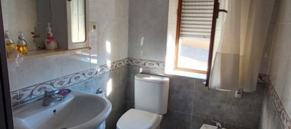 3 Schlafzimmer Haus in Leon, Spain, Nr. 61156 7