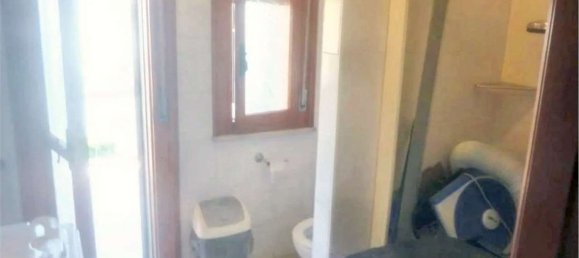 90m² Office in Castelmassa, Italy No. 58024 17