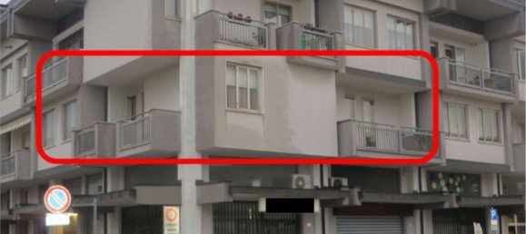 90m² Office in Castelmassa, Italy No. 58024 3