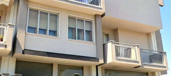 90m² Office in Castelmassa, Italy No. 58024 11