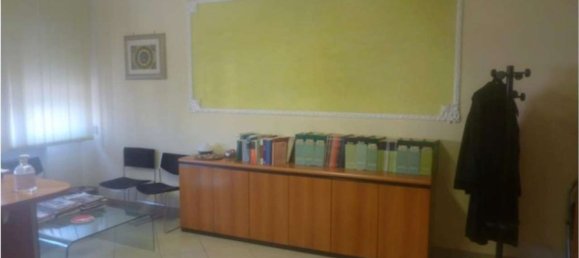 90m² Office in Castelmassa, Italy No. 58024 6