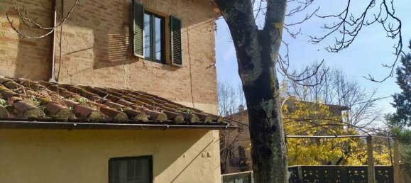 Gebäude in Marsciano, Italy 327m², Nr. 375923 5