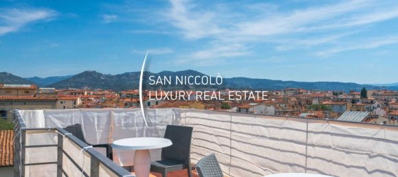 5-salle Penthouse à Florence, Italy No. 195332 2