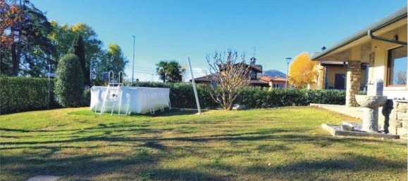 Вилла с 10 комнатами в Брембате ди Сопра, Италия № 29585 7