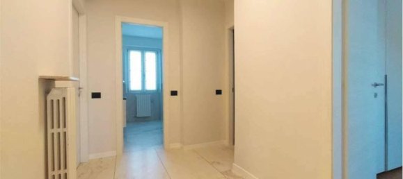 Вилла с 10 комнатами в Брембате ди Сопра, Италия № 29585 13