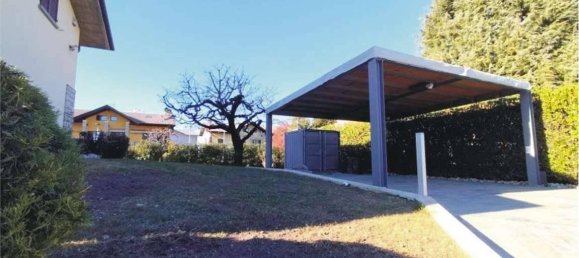 Вилла с 10 комнатами в Брембате ди Сопра, Италия № 29585 3