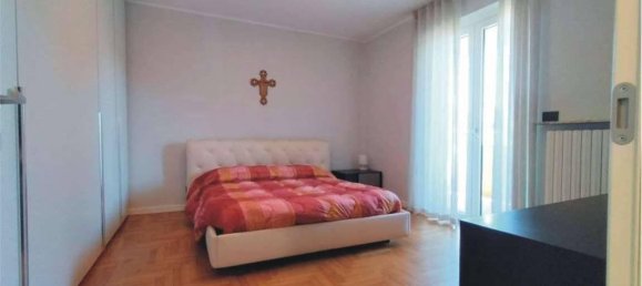 Вилла с 10 комнатами в Брембате ди Сопра, Италия № 29585 14