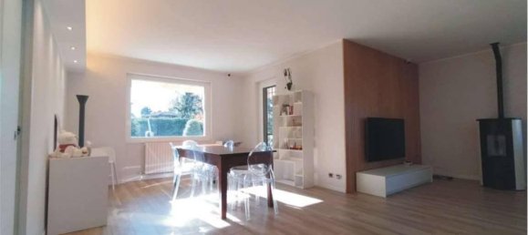 Вилла с 10 комнатами в Брембате ди Сопра, Италия № 29585 12