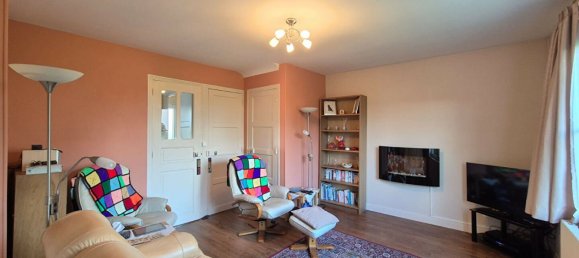 3 bedrooms House in Mayenne, France No. 357654 5