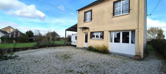 3 bedrooms House in Mayenne, France No. 357654 2