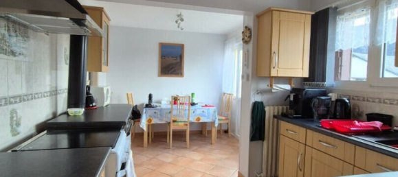 3 bedrooms House in Mayenne, France No. 357654 6