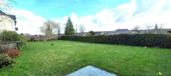 3 bedrooms House in Mayenne, France No. 357654 11