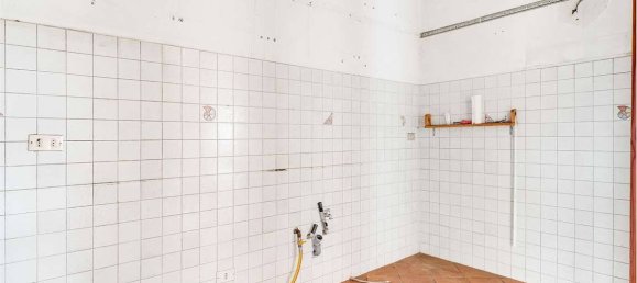 4 chambres Villa à Castano Primo, Italy No. 270455 8