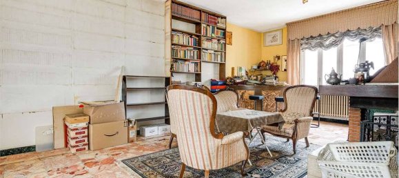 4 chambres Villa à Castano Primo, Italy No. 270455 3