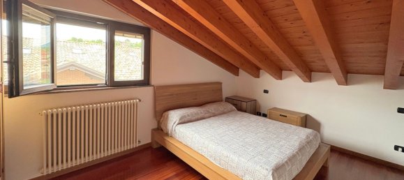 3-salle Appartement à Brembate di Sopra, Italy No. 338602 17