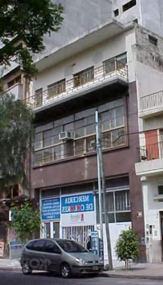 1144m² Commercial property in Buenos Aires, Argentina No. 106801