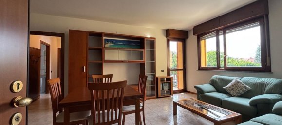 3 rooms Apartment in Bovisio Masciago, Italy No. 334567 4