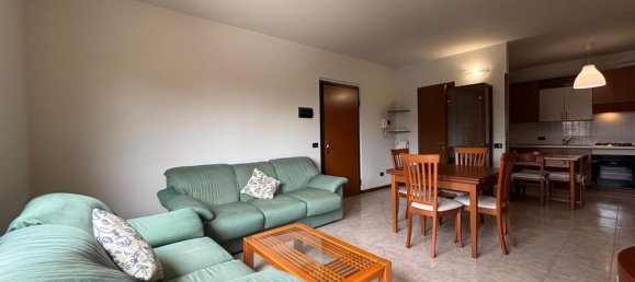 3 rooms Apartment in Bovisio Masciago, Italy No. 334567 5