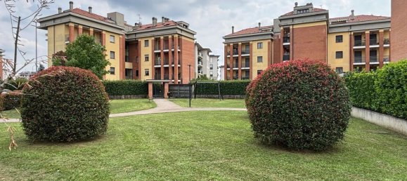 3 rooms Apartment in Bovisio Masciago, Italy No. 334567 2