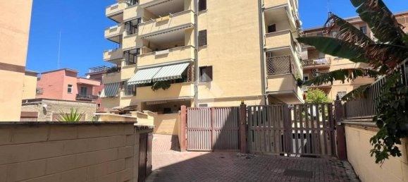 2 bedrooms Apartment in Ladispoli, Italy No. 282484 3