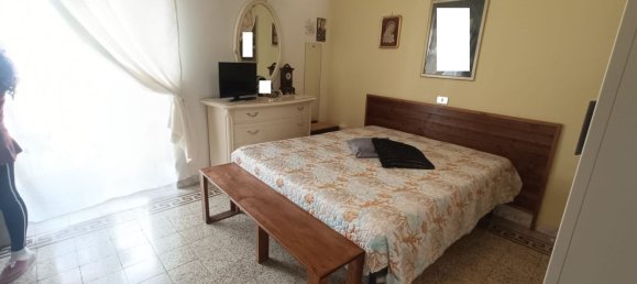 Дом с 3 комнатами в Изерния, Италия № 106450 16