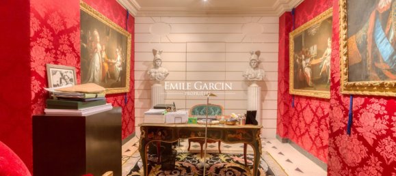 5 rooms Townhouse in Paris, France No. 182616 3