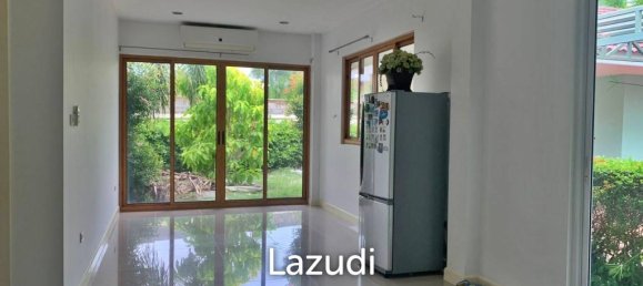 Café/restaurante de 3 dormitorios en Bang Sare, Thailand No. 15613 9