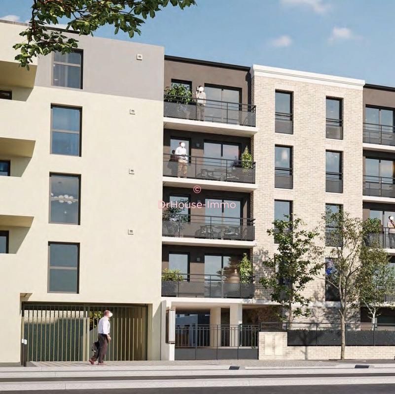 3 bedrooms Apartment in Epinay-sur-Seine, France No. 170652