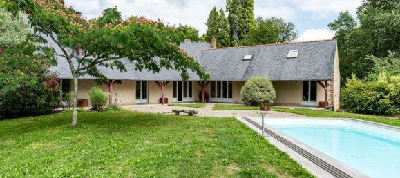 4 bedrooms Castles in Ambon, France No. 301272 3