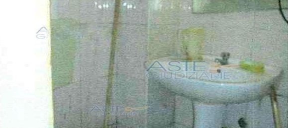 Квартира с 2 комнатами в Бари, Италия № 290636 5