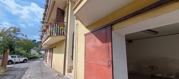 Квартира с 3 комнатами в Вальмонтоне, Италия № 288555 2