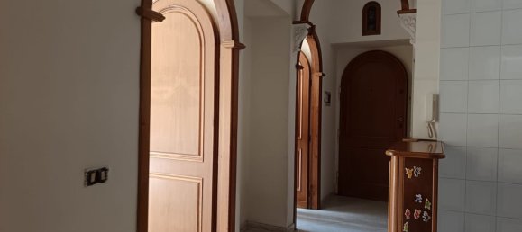 Квартира с 3 комнатами в Вальмонтоне, Италия № 288555 7