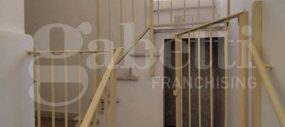 3 bedrooms Apartment in Taranto, Italy No. 297946 28