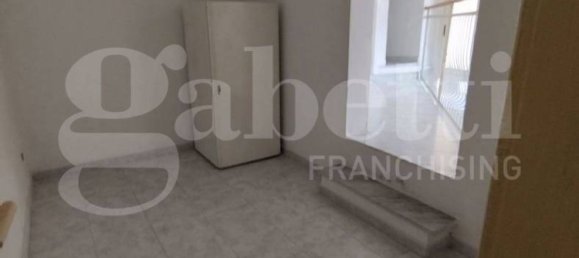 3 bedrooms Apartment in Taranto, Italy No. 297946 25