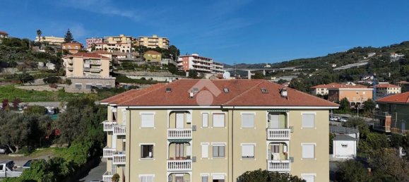 3-Zimmer Wohnung in San Lorenzo al Mare, Italy, Nr. 78698 6