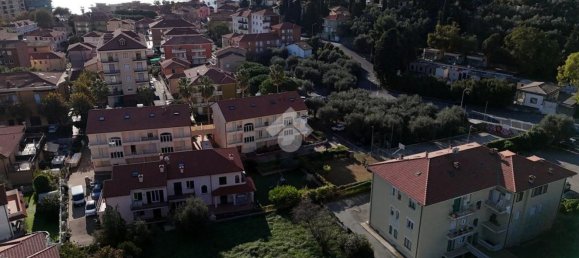 3-Zimmer Wohnung in San Lorenzo al Mare, Italy, Nr. 78698 3