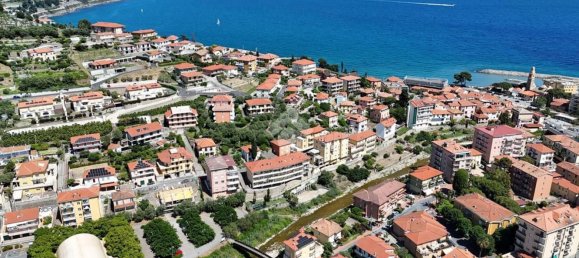 3-Zimmer Wohnung in San Lorenzo al Mare, Italy, Nr. 78698 42