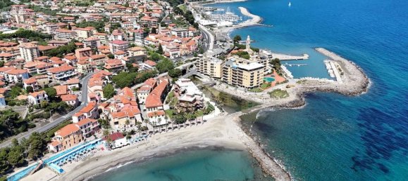 3-Zimmer Wohnung in San Lorenzo al Mare, Italy, Nr. 78698 18