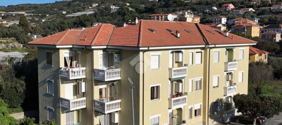 3-Zimmer Wohnung in San Lorenzo al Mare, Italy, Nr. 78698 4