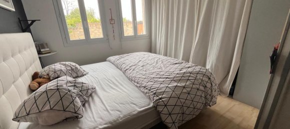 4 bedrooms House in Chatellerault, France No. 308509 3