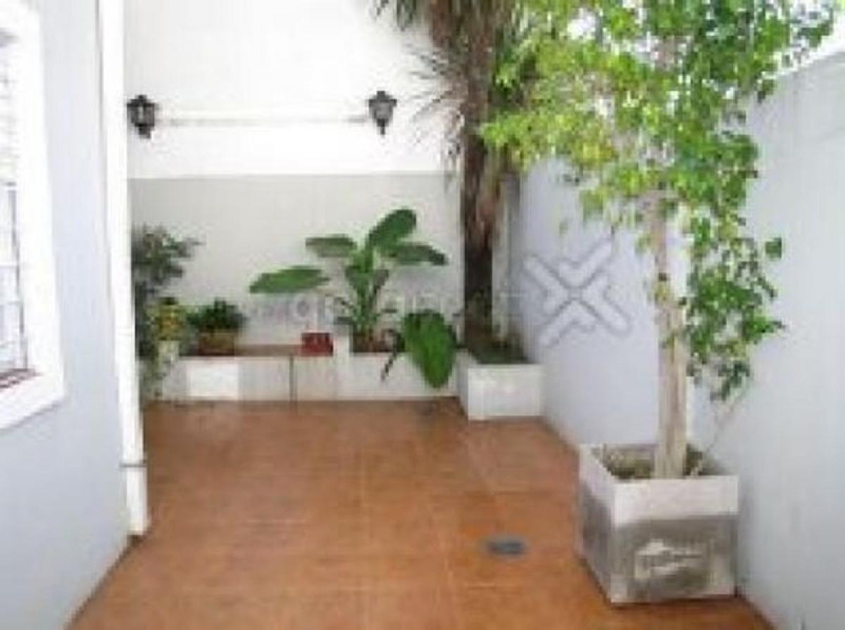 3 bedrooms House in Vicente Lopez, Argentina No. 18331