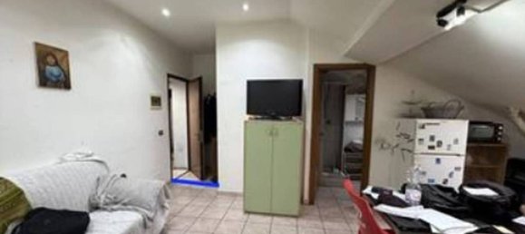 3 rooms Apartment in Cinisello Balsamo, Italy No. 257946 10