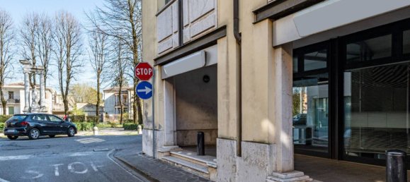 4 rooms Commercial property in Castel Goffredo, Italy No. 117174 7