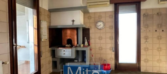 2 bedrooms Villa in Nuvolento, Italy No. 103026 4