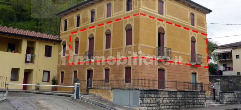2 bedrooms Apartment in Piovene Rocchette, Italy No. 206514