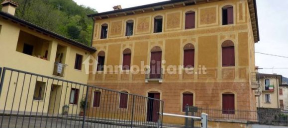 2 bedrooms Apartment in Piovene Rocchette, Italy No. 206514 2