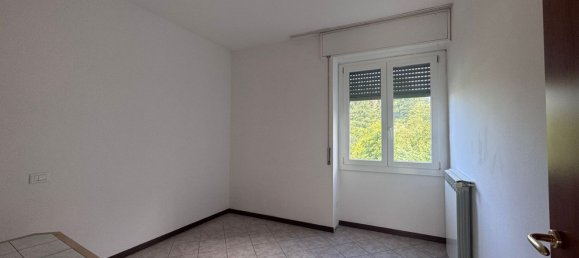 Apartamento de 3 habitaciónes en Como, Italy No. 333681 3