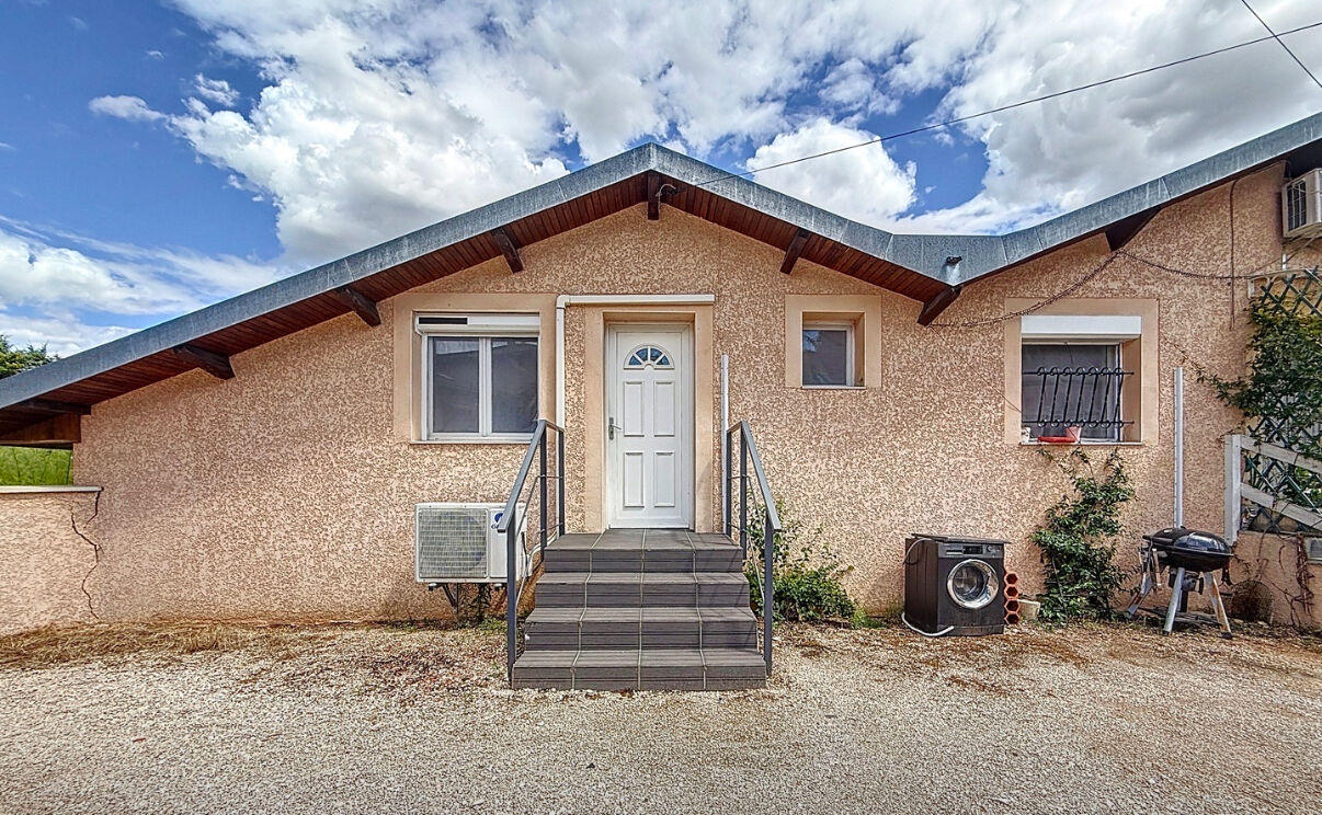 2 bedrooms House in Meximieux, France No. 334597