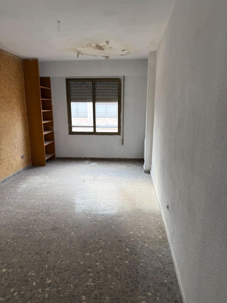 4 bedrooms Apartment in Castellon de la Plana, Spain No. 171632