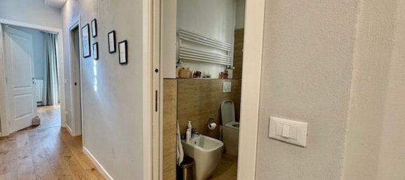 5 rooms Apartment in Florence, Italy No. 214591 22